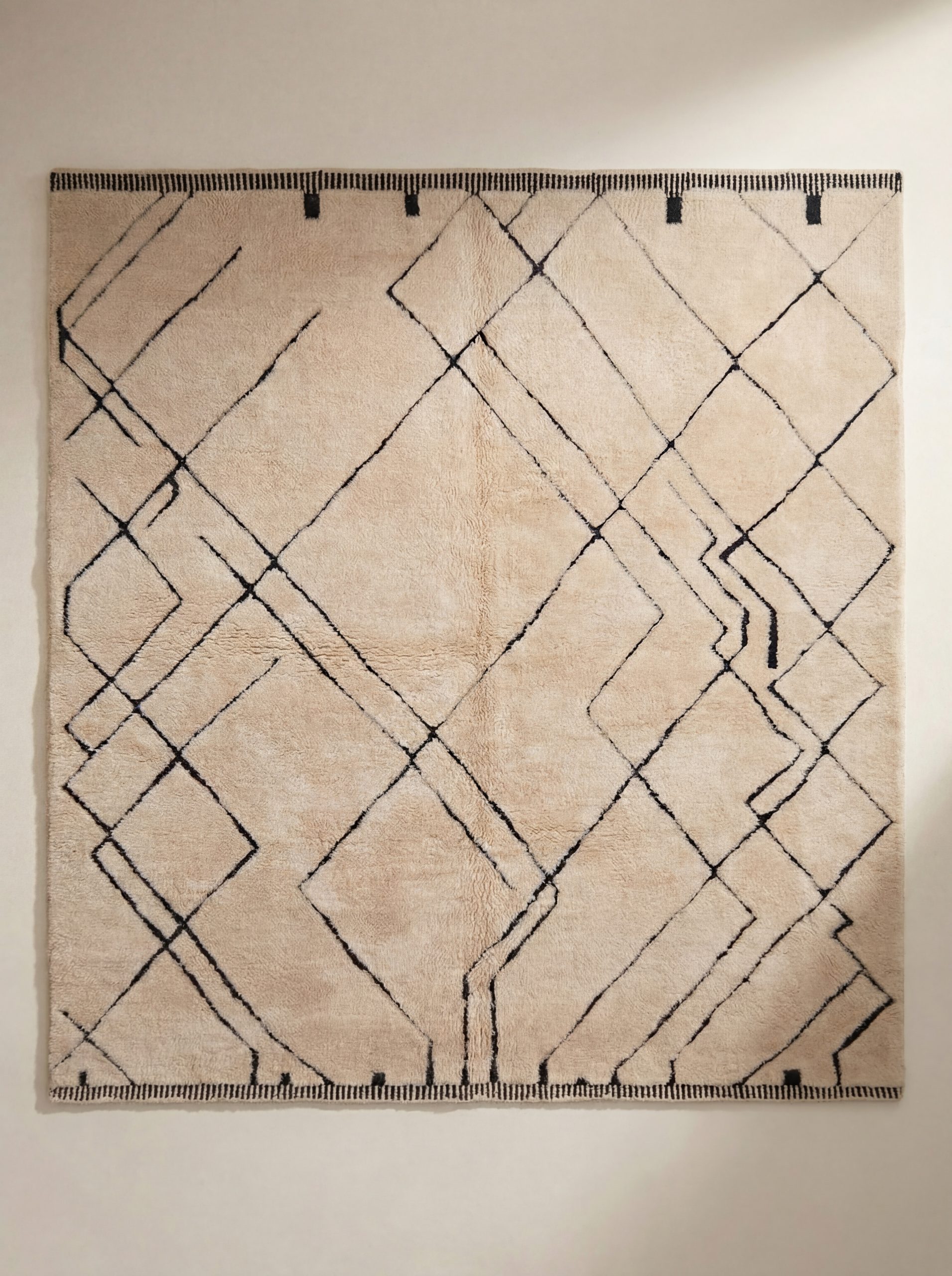 Ullteppe 260x230 cm – Håndlaget Mrirt